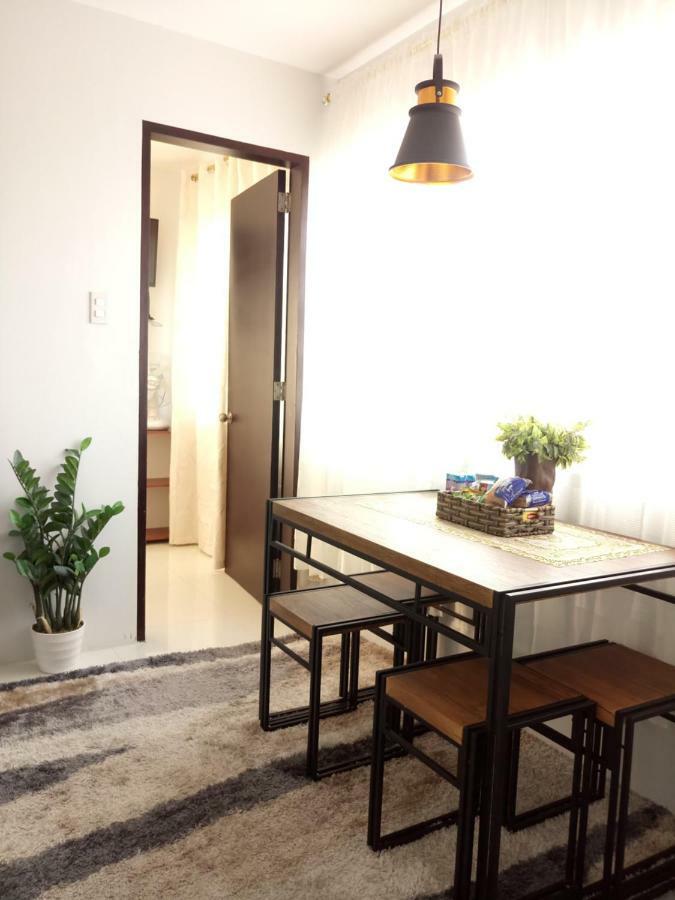 Unit 711 At Cityscapes Bacolod Exteriör bild